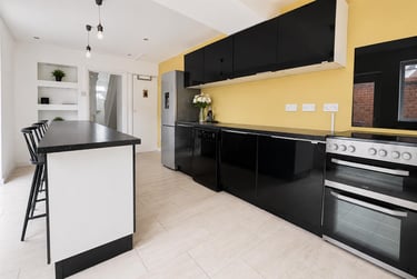 4 bed house, Metal Street, Adamstown, Cardiff, CF240LB - Image 3